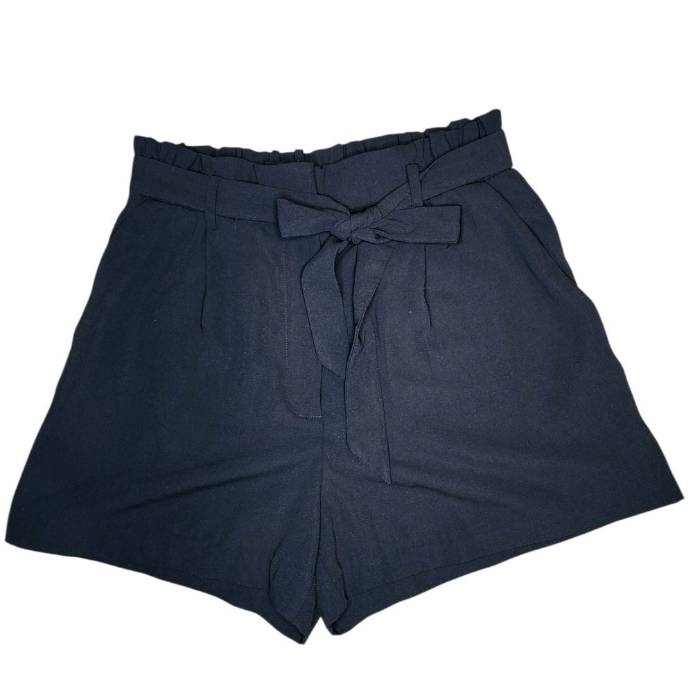 H&M Black High-Waisted Paperbag Shorts with Tie Belt, size 8